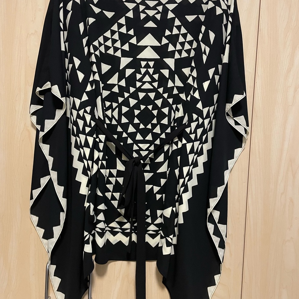 BCBGMaxAzria Black and White Geometric Poncho Sweater